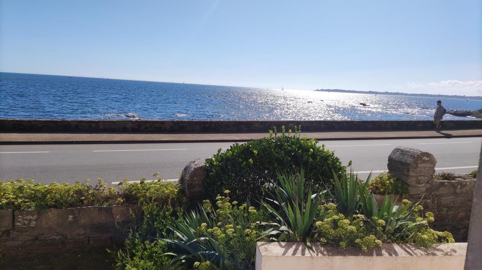 Appartement T3 De 74M2 Tres Lumineux Vue Panoramique Mer Et Plages Concarneau Exterior photo